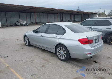 2016 BMW 320I z USA, uszkodzony, nr VIN WBA8E1G50GNT37998